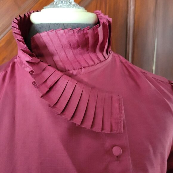 Vintage JH Collectibles Red Button Front Blouse High Neck Ruffle Women's Size 10 - Picture 2 of 8